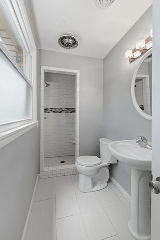 201 Holiday Dr, Madison, TN 37115