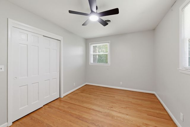 201 Holiday Dr, Madison, TN 37115