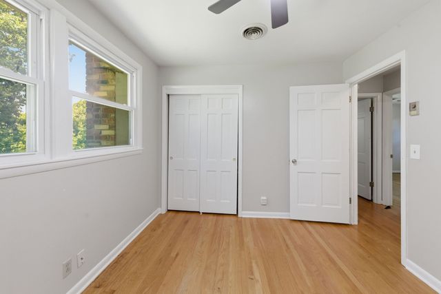 201 Holiday Dr, Madison, TN 37115