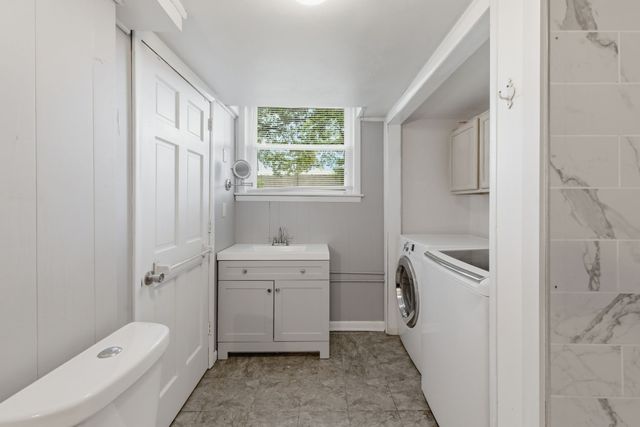 201 Holiday Dr, Madison, TN 37115