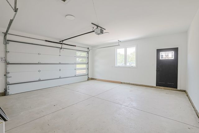 7948 W 74TH Avenue, Bridgeview, IL 60455
