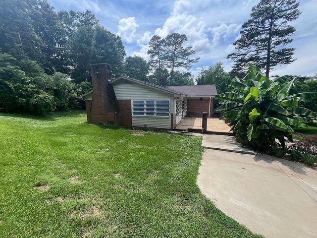 119 Hillside Dr, Gaffney, SC 29340