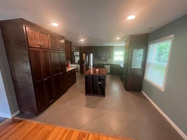 119 Hillside Dr, Gaffney, SC 29340