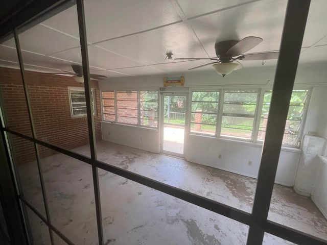 119 Hillside Dr, Gaffney, SC 29340