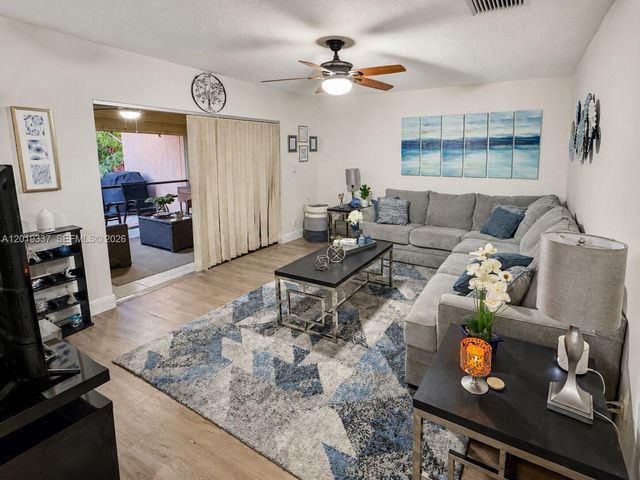 11913 Donlin Drive, Wellington, FL 33414