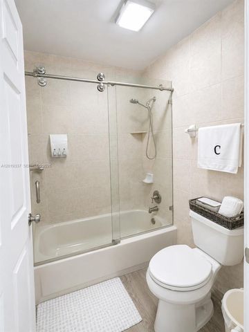11913 Donlin Drive, Wellington, FL 33414