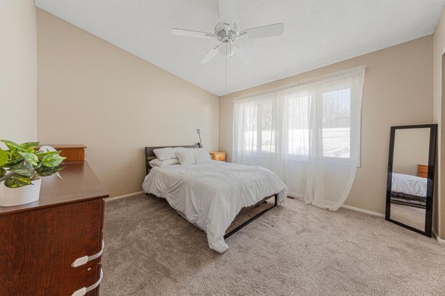 164 River Woods Lane, Burnsville, MN 55337