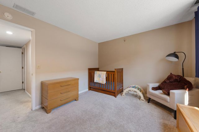 164 River Woods Lane, Burnsville, MN 55337