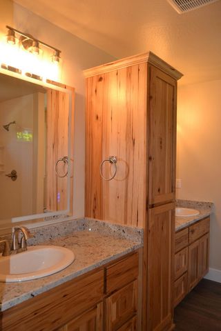 180 SW Rock Gulch Road, Grants Pass, OR 97527