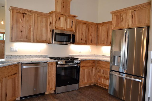 180 SW Rock Gulch Road, Grants Pass, OR 97527