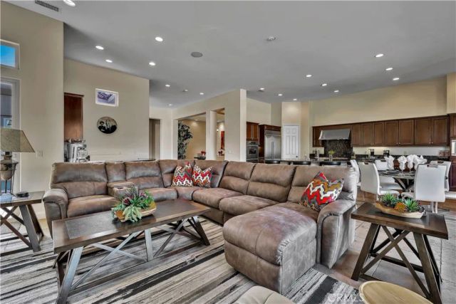 55315 Turnberry Way, La Quinta, CA 92253