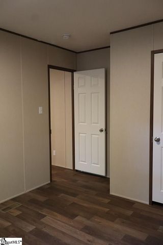 104 Trout Stree S Greenwood Street, Greenwood, SC 29649