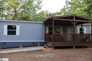 104 Trout Stree S Greenwood Street, Greenwood, SC 29649