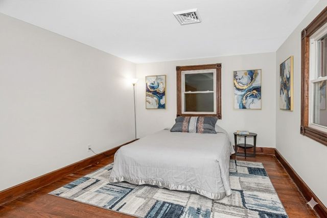 33 West St, Westford, MA 01886