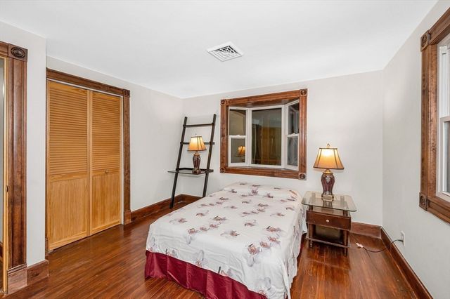 33 West St, Westford, MA 01886