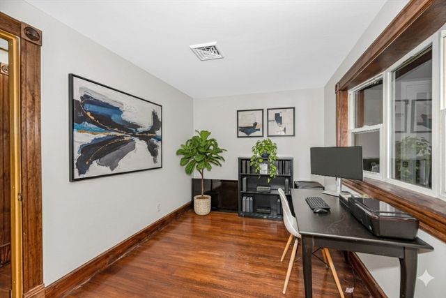 33 West St, Westford, MA 01886