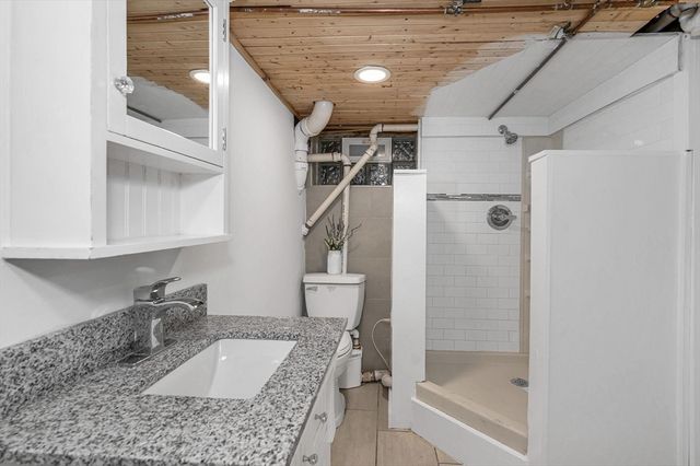 33 West St, Westford, MA 01886