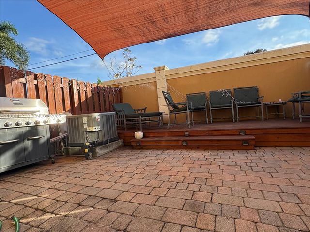 5910 Siena Ln 5910, Hollywood, FL 33021