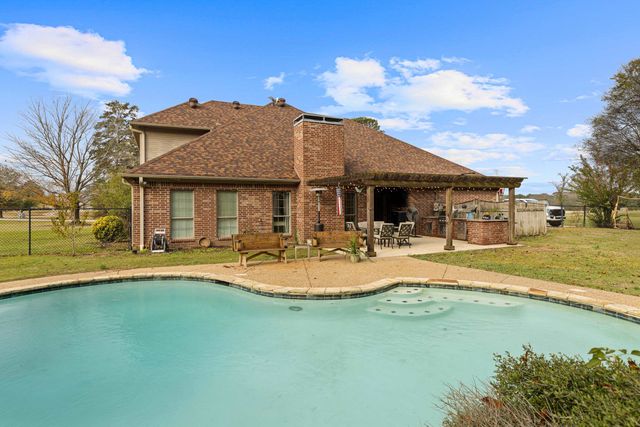 210 Whistler, Hallsville, TX 75650