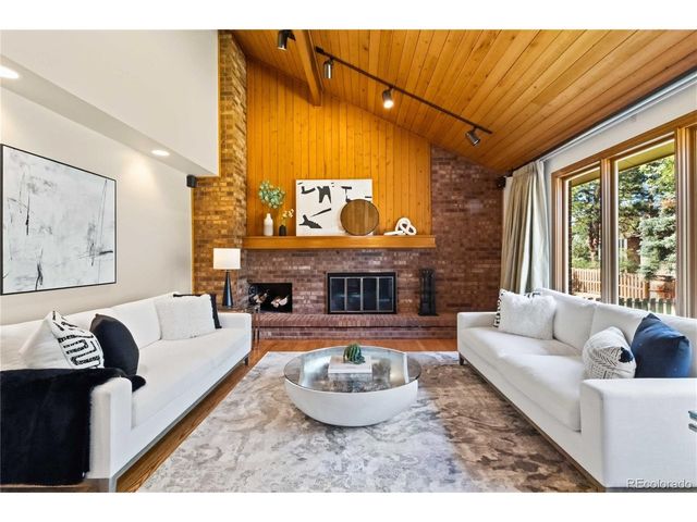 7807 S Forest St, Centennial, CO 80122