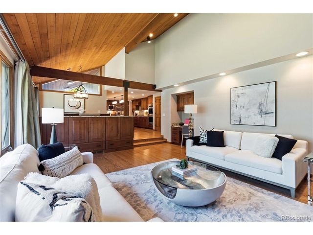 7807 S Forest St, Centennial, CO 80122