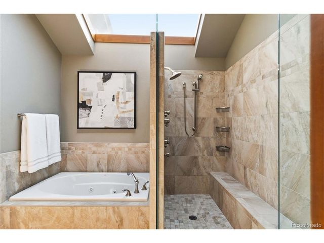 7807 S Forest St, Centennial, CO 80122