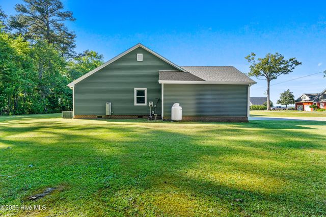 115 Bayshore Drive, Elizabeth City, NC 27909