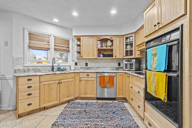 115 Bayshore Drive, Elizabeth City, NC 27909