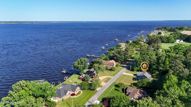 115 Bayshore Drive, Elizabeth City, NC 27909