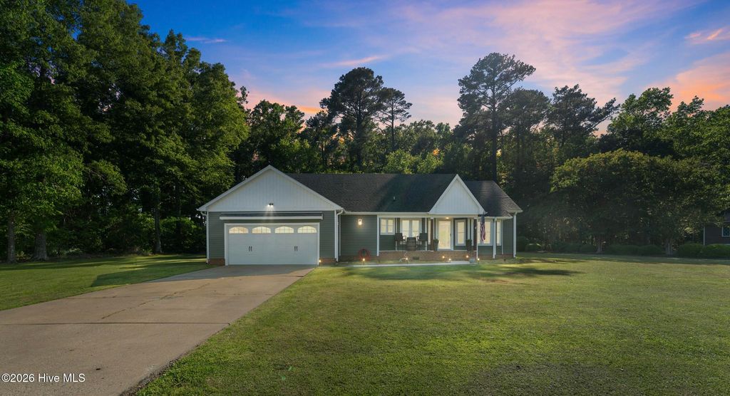 115 Bayshore Drive, Elizabeth City, NC 27909