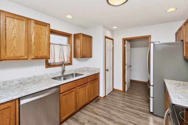 903 NE 5th Street, Ankeny, IA 50021