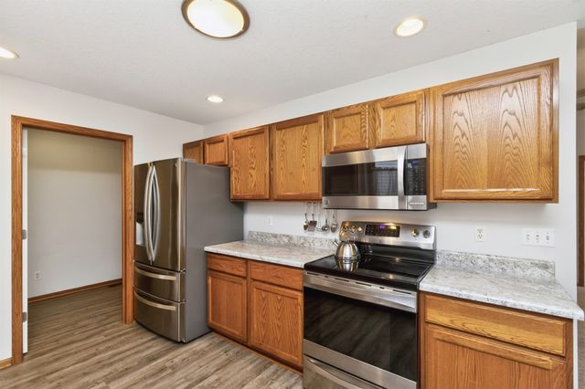 903 NE 5th Street, Ankeny, IA 50021