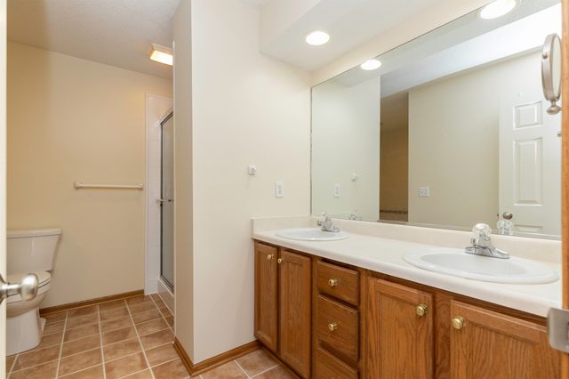 903 NE 5th Street, Ankeny, IA 50021