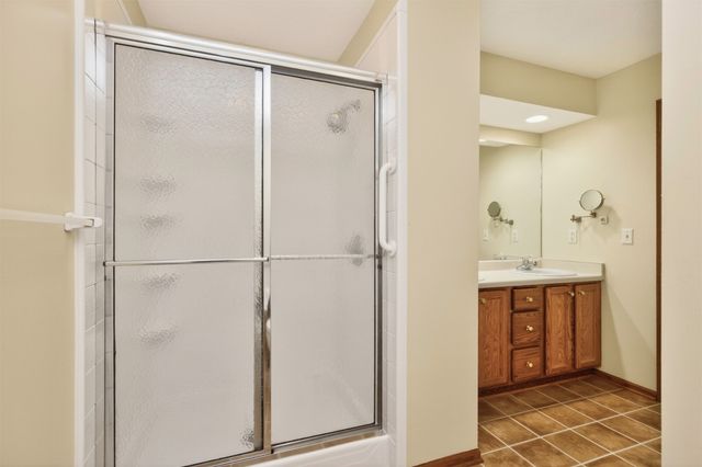 903 NE 5th Street, Ankeny, IA 50021