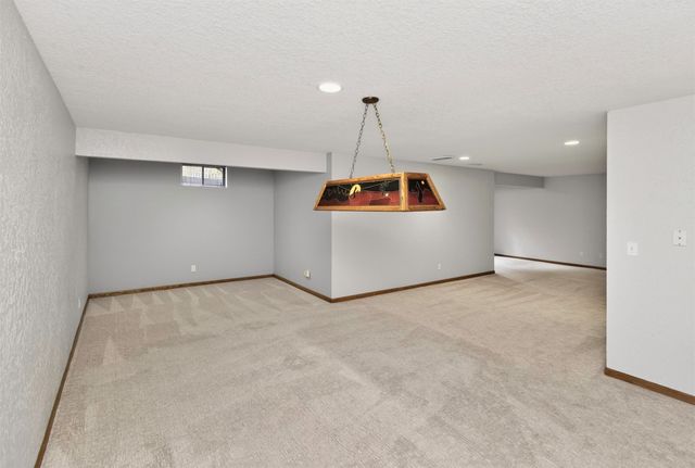 903 NE 5th Street, Ankeny, IA 50021