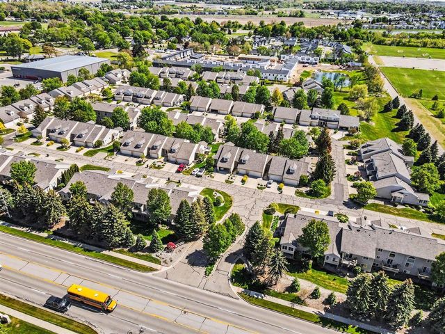 2970 Pebblestone Drive 26, Hudsonville, MI 49426