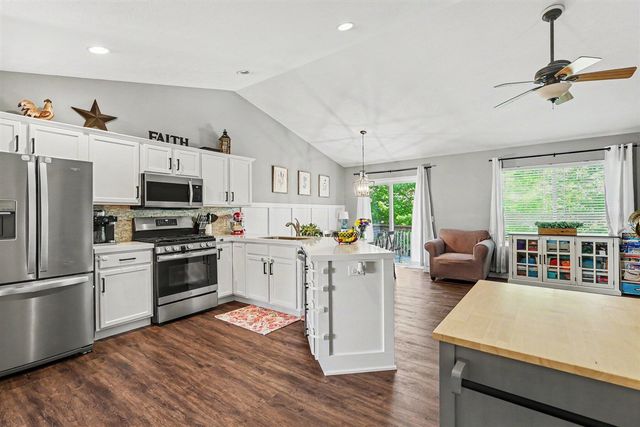 2970 Pebblestone Drive 26, Hudsonville, MI 49426
