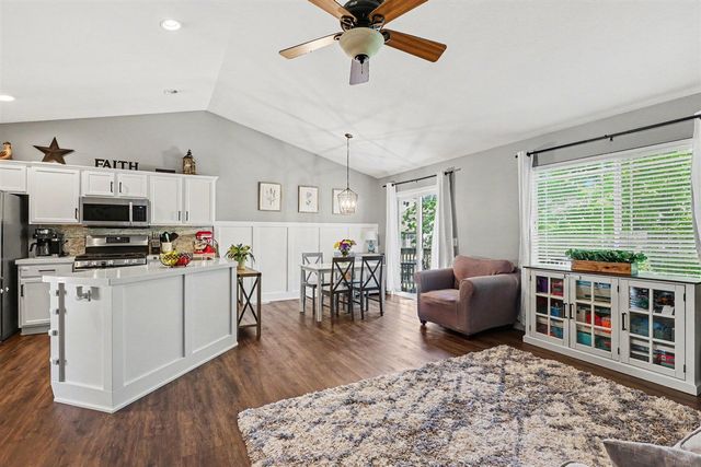 2970 Pebblestone Drive 26, Hudsonville, MI 49426