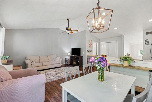 2970 Pebblestone Drive 26, Hudsonville, MI 49426