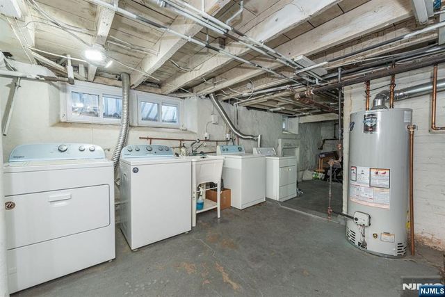 56 Central Avenue, Caldwell, NJ 07006