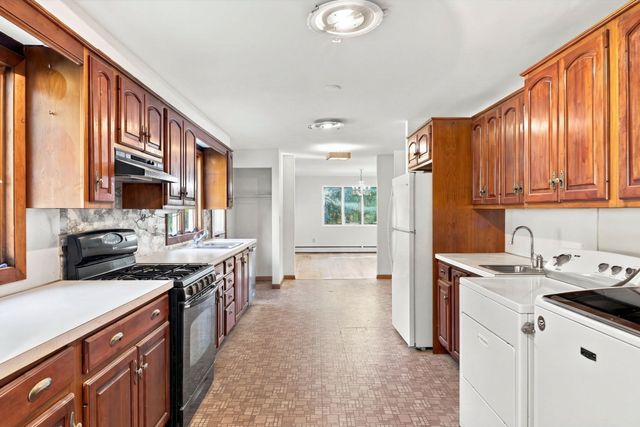 113 Kilburn St., Lunenburg, MA 01462