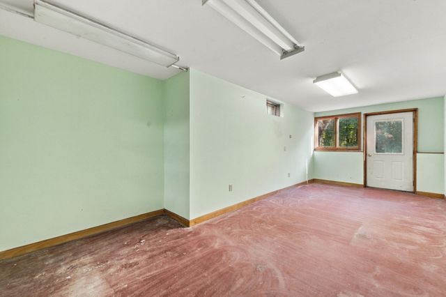 113 Kilburn St., Lunenburg, MA 01462