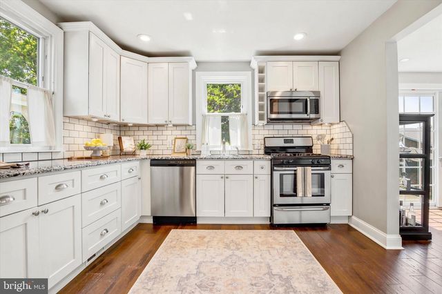 136 GREENWOOD AVE, Ambler, PA 19002