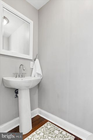 136 GREENWOOD AVE, Ambler, PA 19002