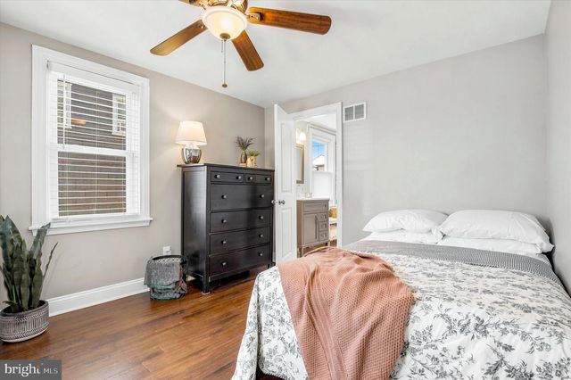 136 GREENWOOD AVE, Ambler, PA 19002