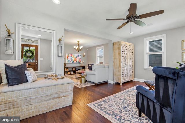 136 GREENWOOD AVE, Ambler, PA 19002