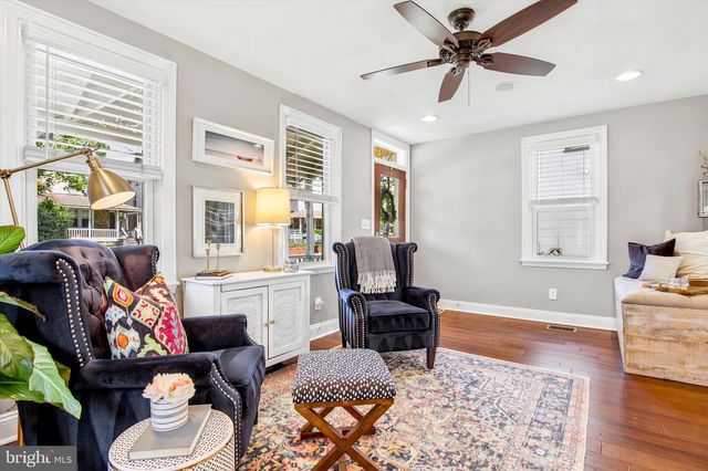 136 GREENWOOD AVE, Ambler, PA 19002