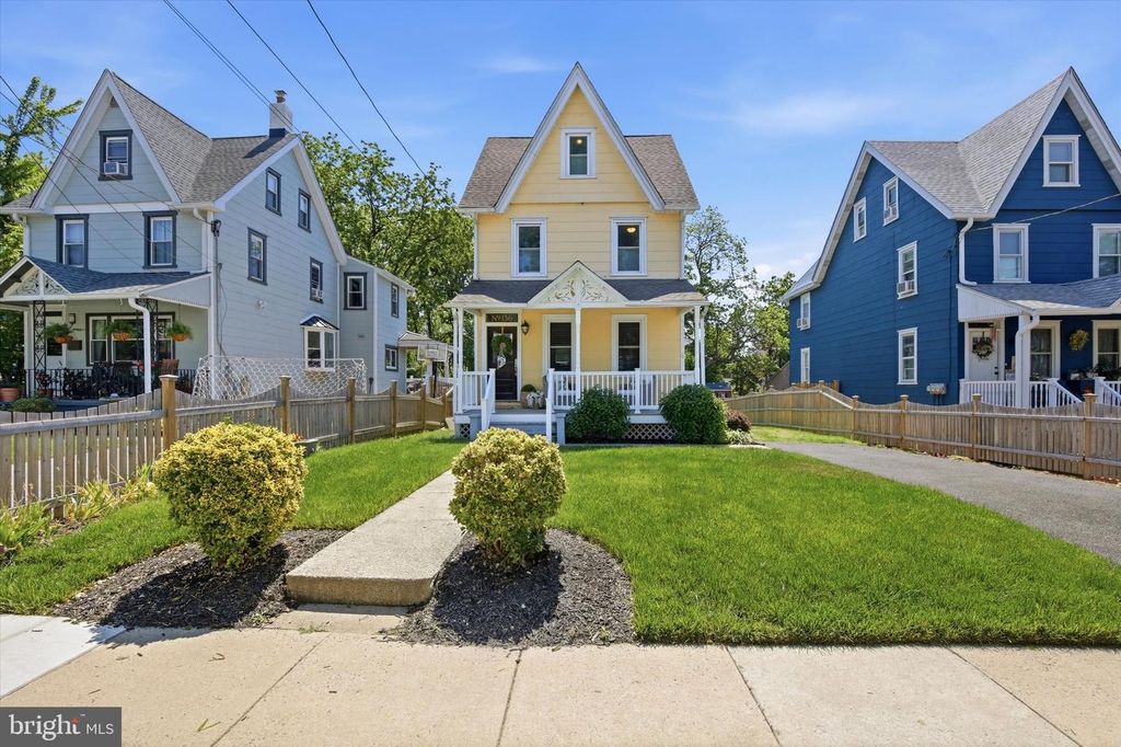 136 GREENWOOD AVE, Ambler, PA 19002