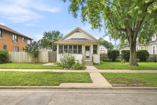 706 Campbell Street, Joliet, IL 60435