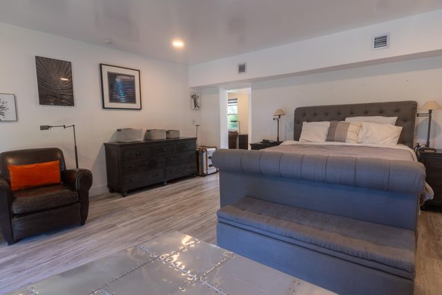 2800 NE 1st Avenue, Wilton Manors, FL 33334